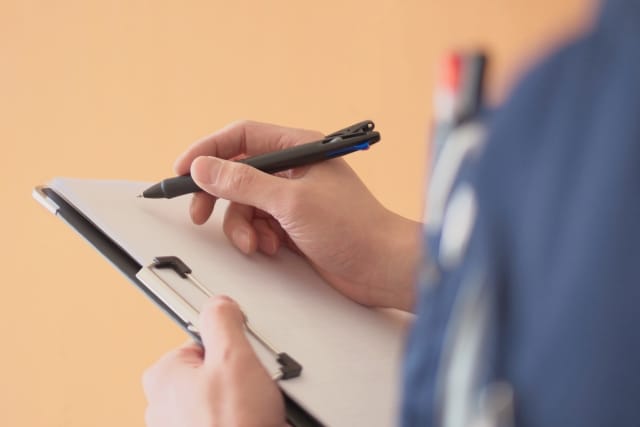 チェックをする