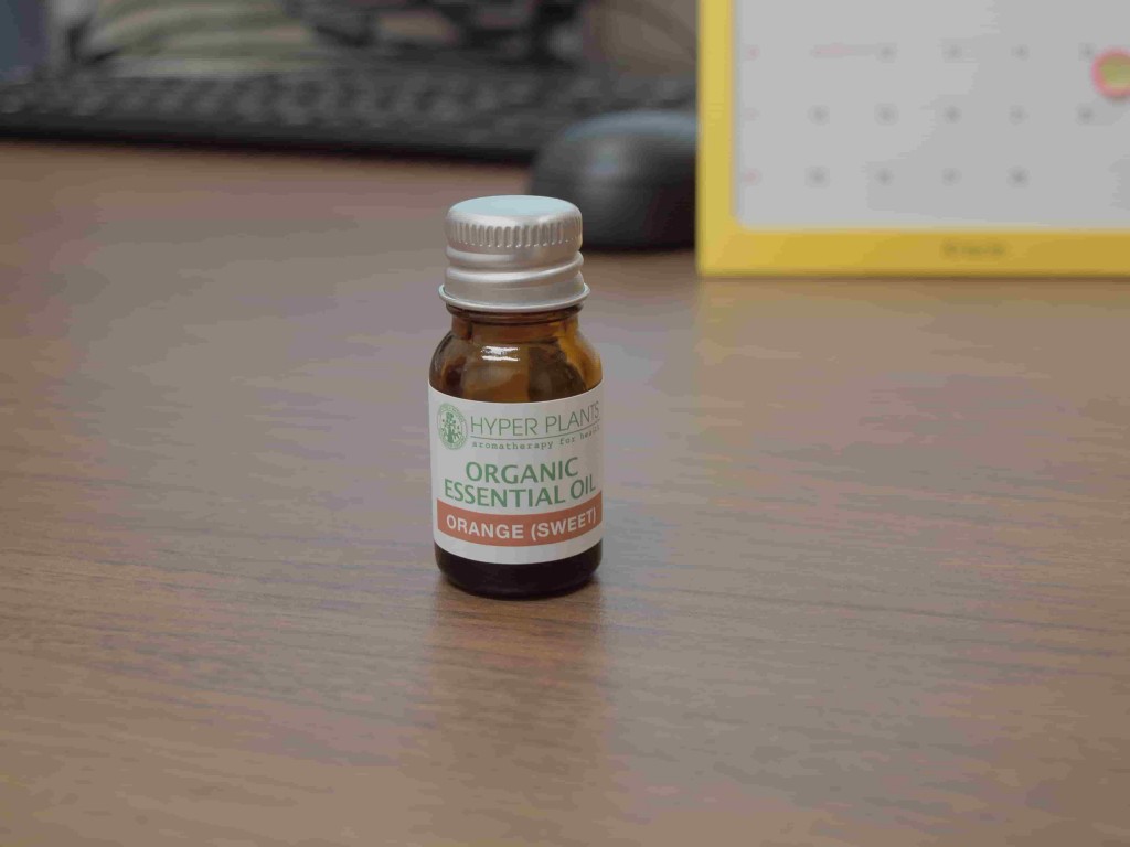 先生の机に置かれたアロマイオル