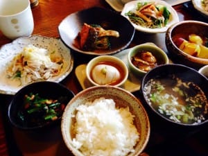 バランス　食事　栄養　ご飯